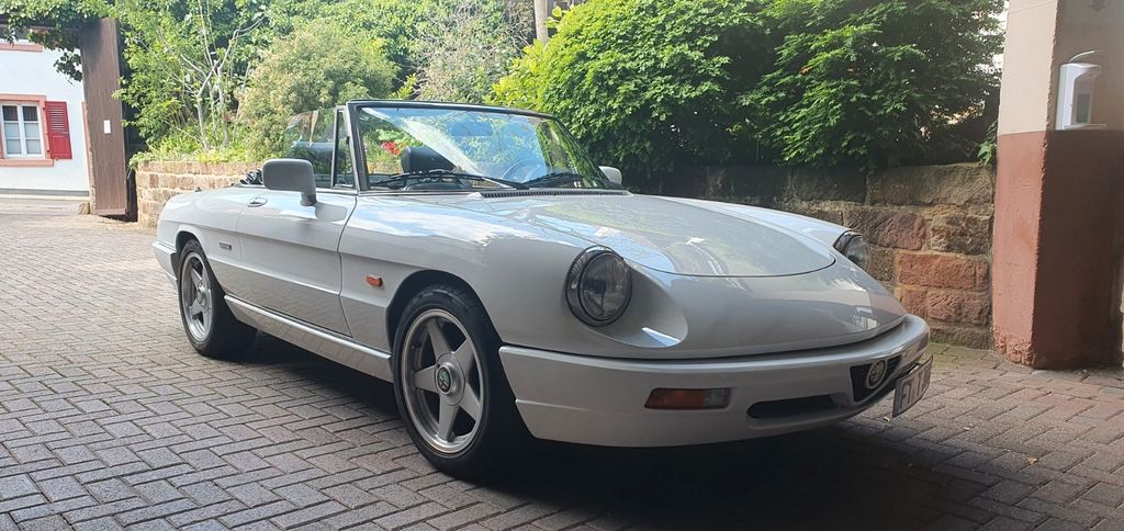 Bild des Angebotes Alfa Romeo Spider Serie 4