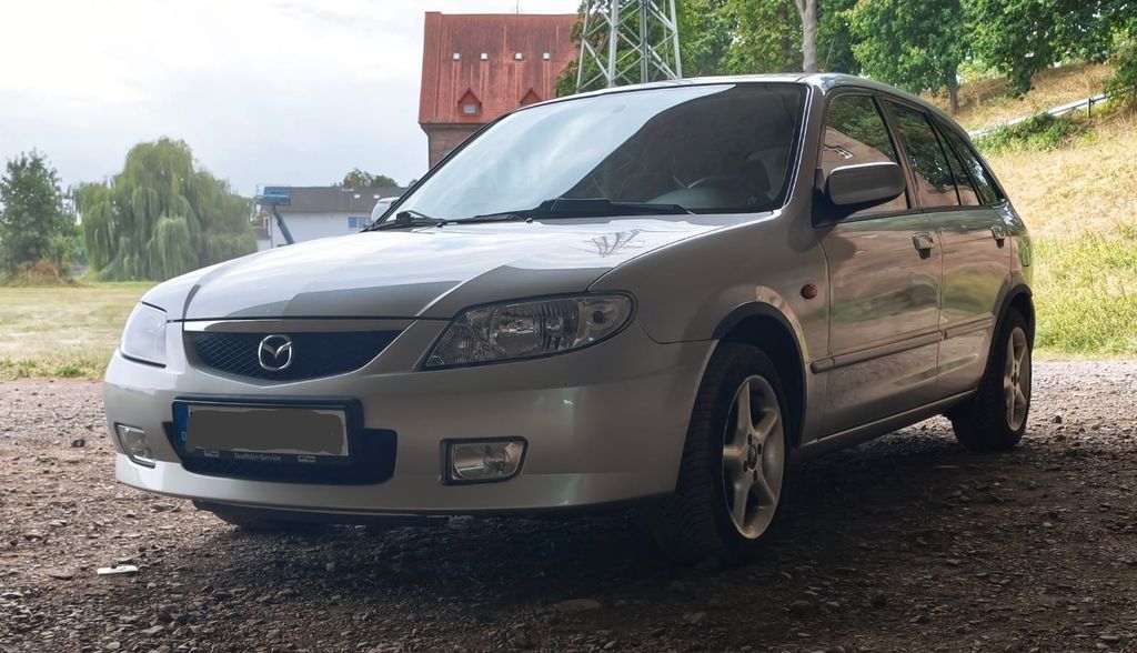 Mazda 323 F 1.6 Exclusive/ TÜV bis 07/28/ 122000 km
