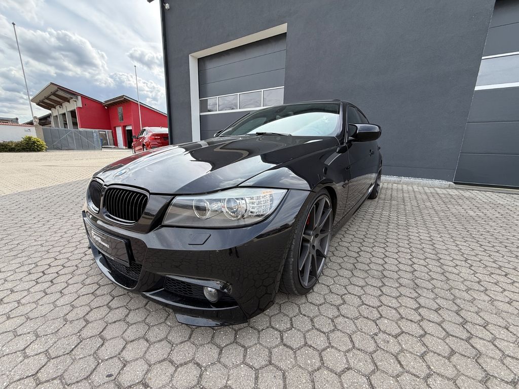 Bild des Angebotes BMW 325i M-Sport AT MFL Schiebedach PDC SHZ Bi-Xenon