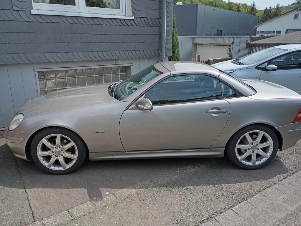 Bild des Angebotes Mercedes-Benz SLK 200 KOMPRESSOR
