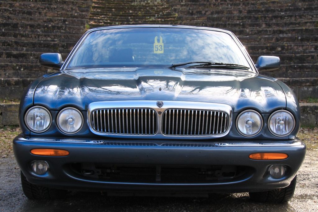 Jaguar Top gepflegter XJR mit Chrome 3 Jahre Garantie