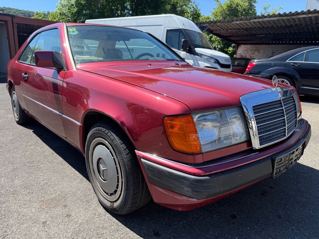 Bild des Angebotes Mercedes-Benz 300CE| 3.0 180ps 6Zylinder|H-Zulassung|TUV 01.27