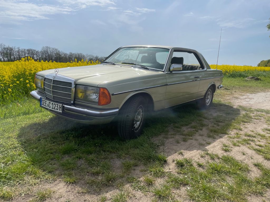 Bild des Angebotes Mercedes-Benz CE 230