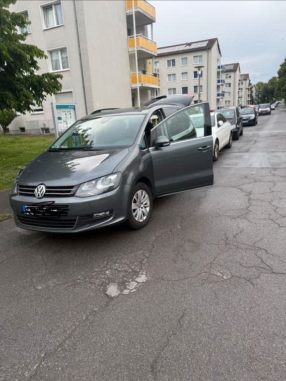 Bild des Angebotes Volkswagen Sharan 2.0 TDI SCR DSG Highline Highline