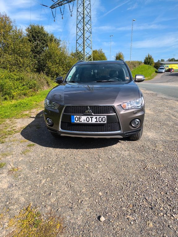 Bild des Angebotes Mitsubishi Outlander 2.2 DI-D+ MIVEC Instyle 4WD Instyle