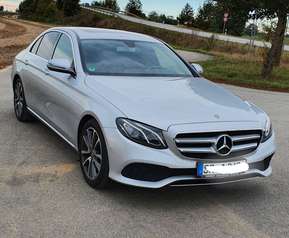 Bild des Angebotes Mercedes-Benz E 250 Autom. -Lim. Avantgarde, el.SHD,AHK,WR,SR.