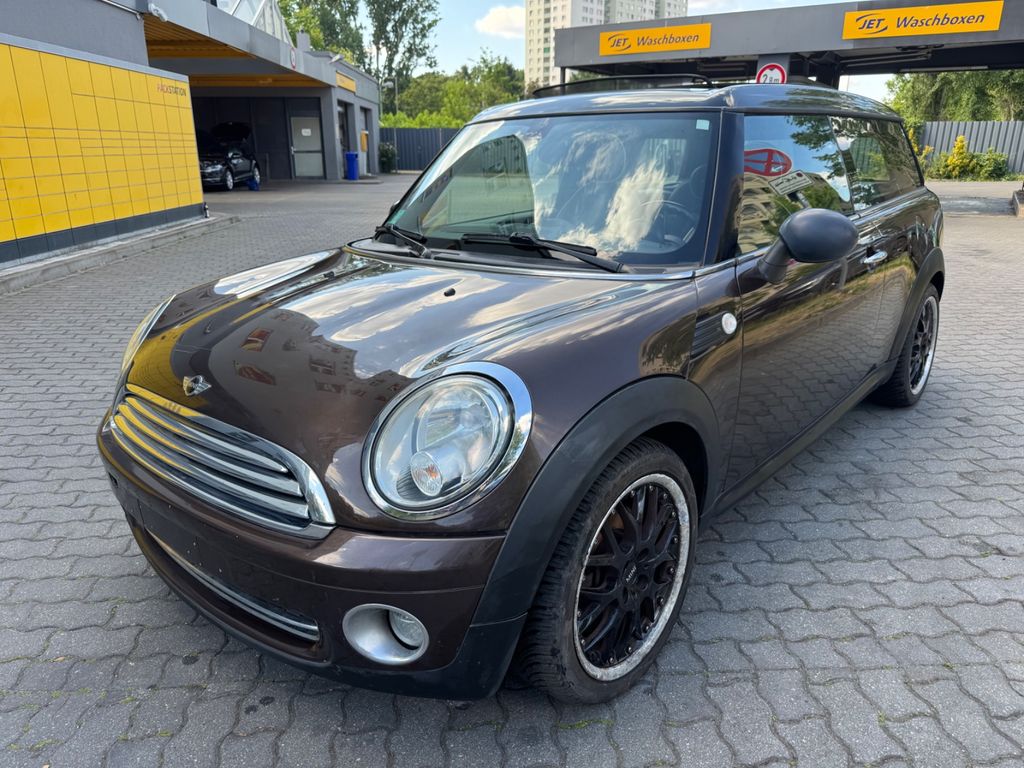 Bild des Angebotes MINI COOPER 1.6 Clubman/ Vollleder/ Panorama/ TÜV NEU