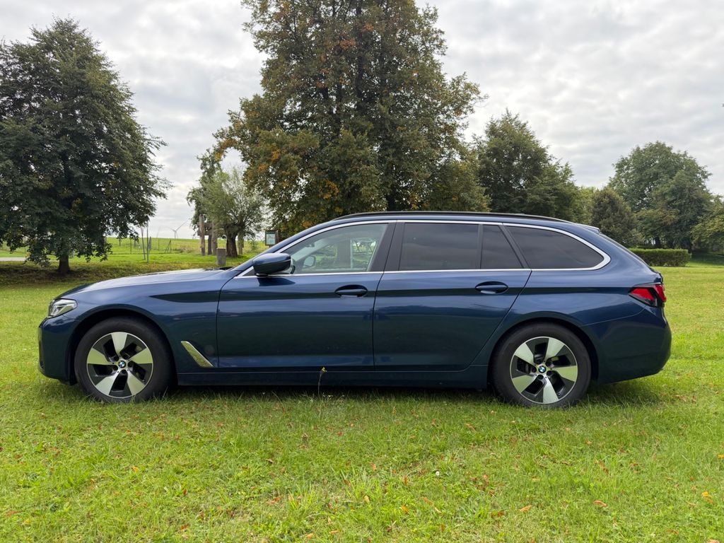 Bild des Angebotes BMW 520d xDrive Touring A -