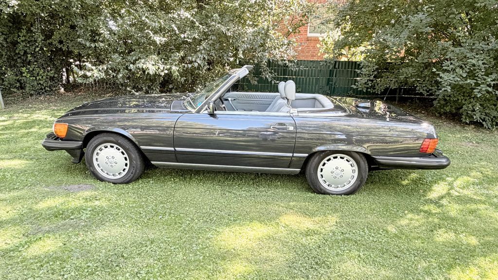 Mercedes-Benz SL 560 Traum in exzellenter Original-Topqualitä