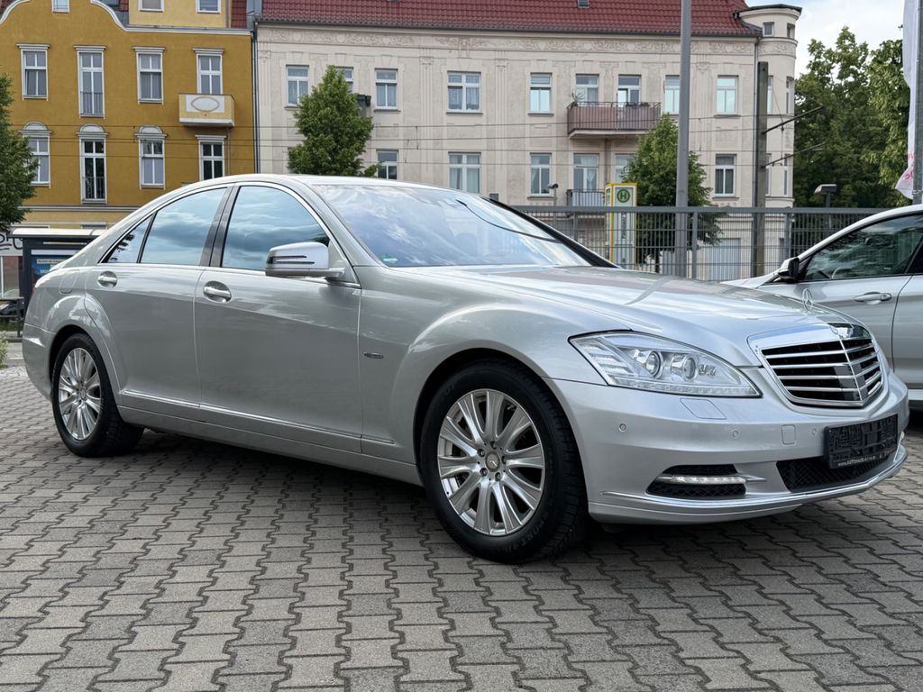 Bild des Angebotes Mercedes-Benz S 500 AMG 4Matic/DESIGNO/ DISTR/STANDHZG/DVD