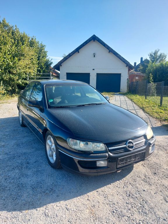 Opel Omega 2.0 16V Sportausstattung | Fast-Oldtimer