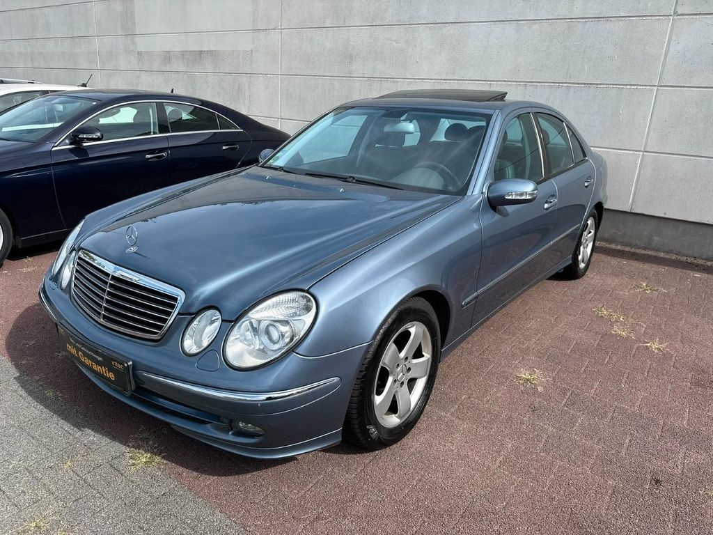 Bild des Angebotes Mercedes-Benz E 280 AVANTGARDE*1-HAND*MB-SERVICE*S-DACH*