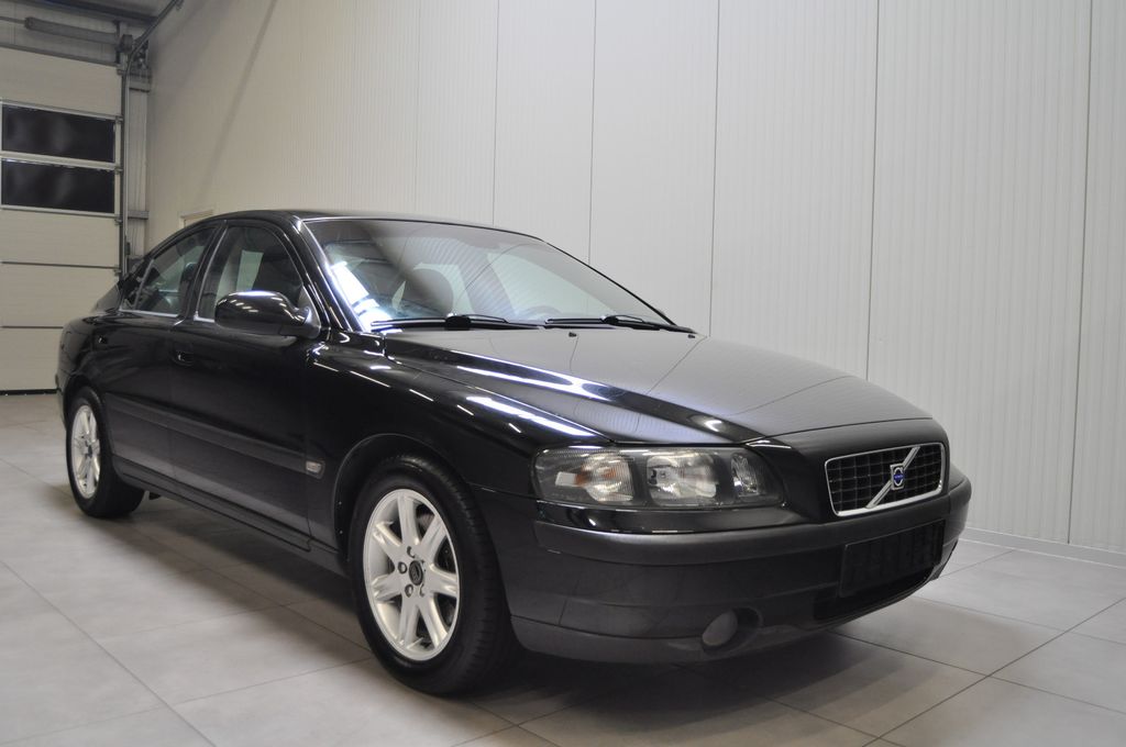 Bild des Angebotes Volvo S60 2.4 Comfort