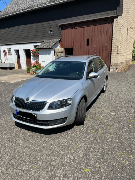 Bild des Angebotes Skoda Octavia 1.6 TDI DSG Elegance Combi Elegance
