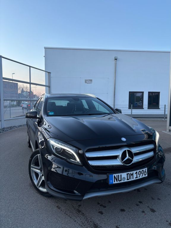 Bild des Angebotes Mercedes-Benz GLA 200 AMG PAKET
