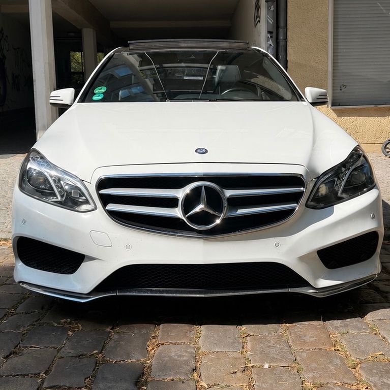 Bild des Angebotes Mercedes-Benz E 400 4MATIC AMG Pano Memory Tote Winkel Voll