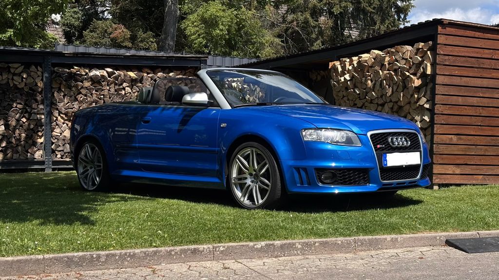 Audi RS4 4.2 quattro Cabriolet