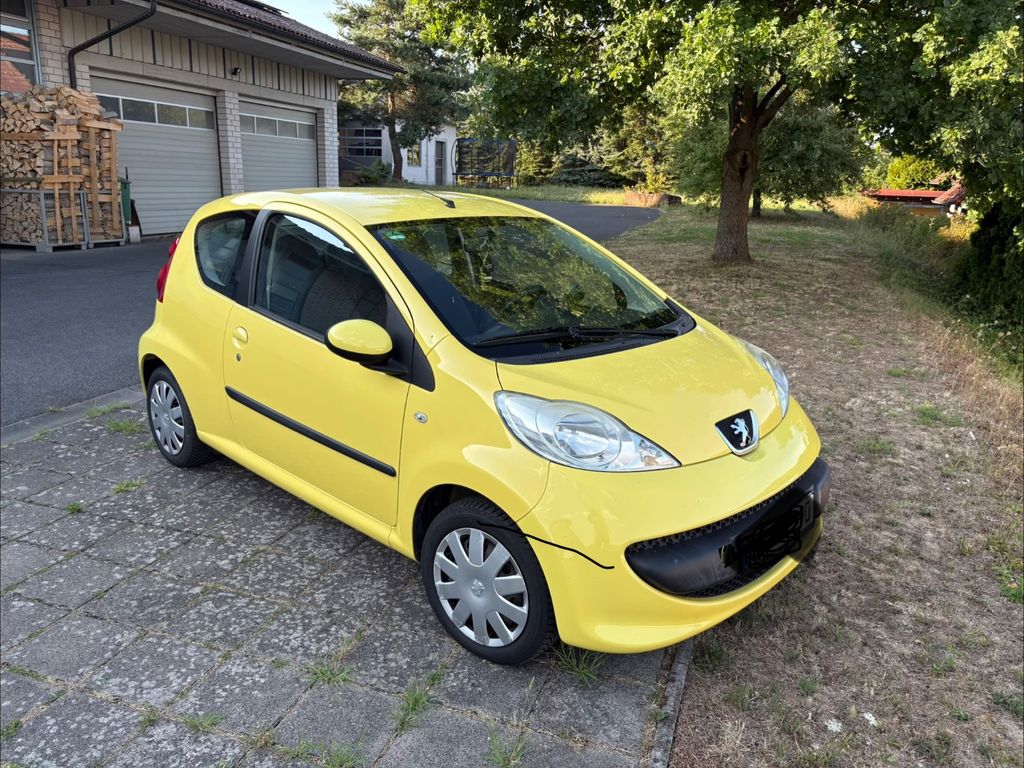Bild des Angebotes Peugeot 107 Petit Filou 70 Petit Filou