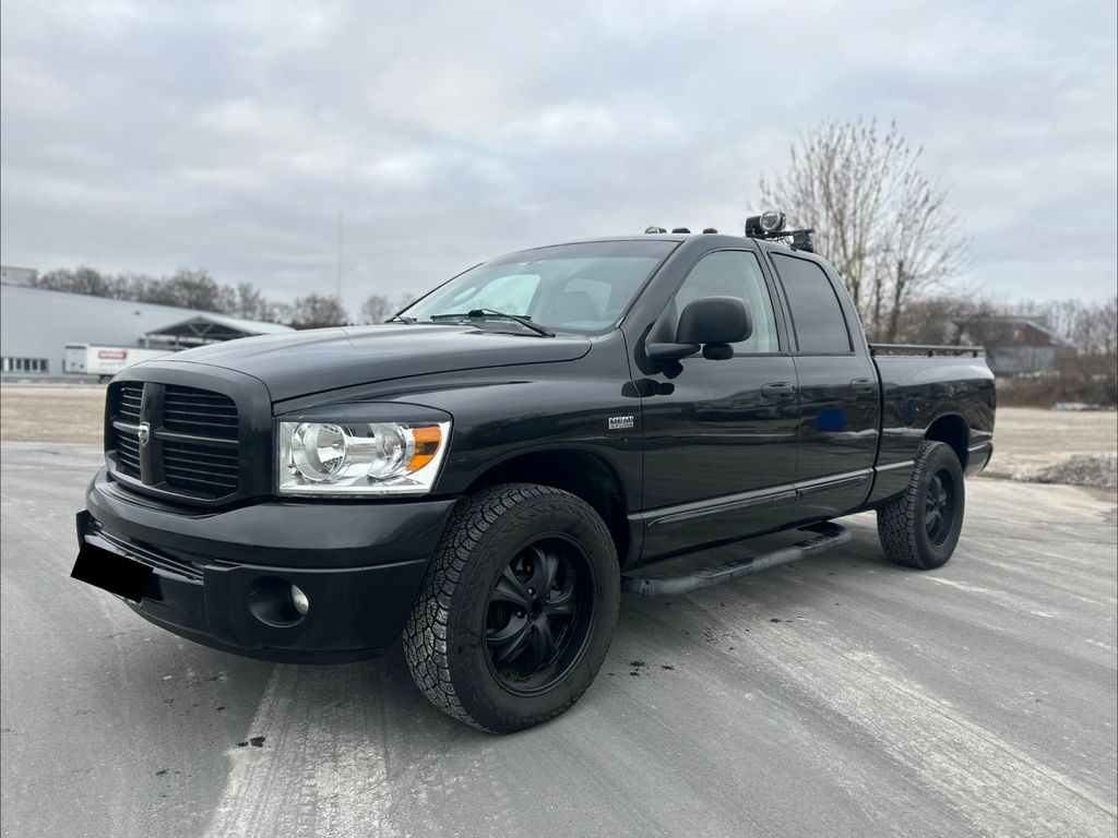 Bild des Angebotes Dodge RAM 1500 5,7 V8 Hemi/Leder/Navi/4X4/Gas/AHK/Voll