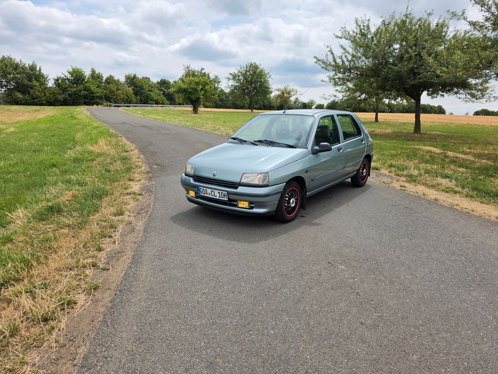 Renault Clio RT Automatik (1992) | Frisch TÜV & H-Kennze