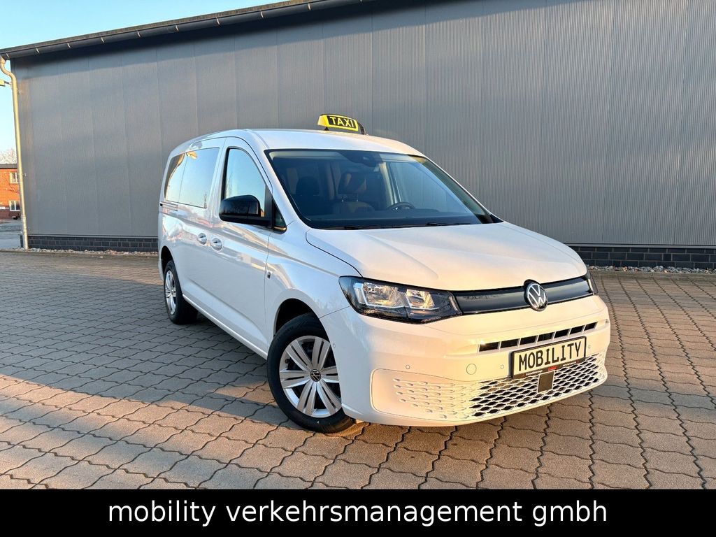 Bild des Angebotes Volkswagen Caddy Maxi DSG Weiß Rollstuhlumbau Taxi 7Sitzer