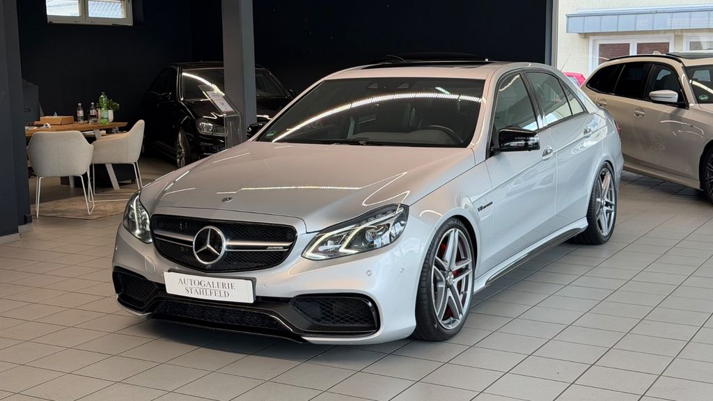 Bild des Angebotes Mercedes-Benz E 63 AMG S 4M Carbon/Designo/H&K/Memory/TV/360/