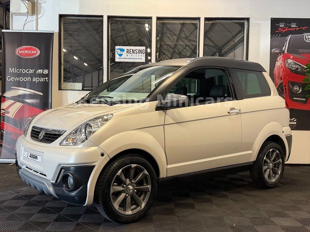 Bild des Angebotes Aixam Crossover XXL Koffer Weiss Mopedauto Microcar 45