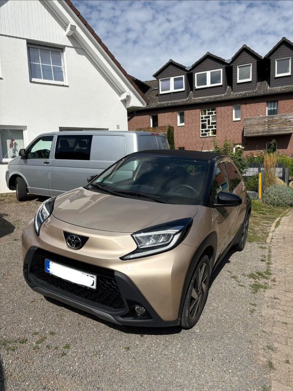 Bild des Angebotes Toyota Aygo (X) 1.0-l-VVT-i Teamplayer S-CVT Teamplayer