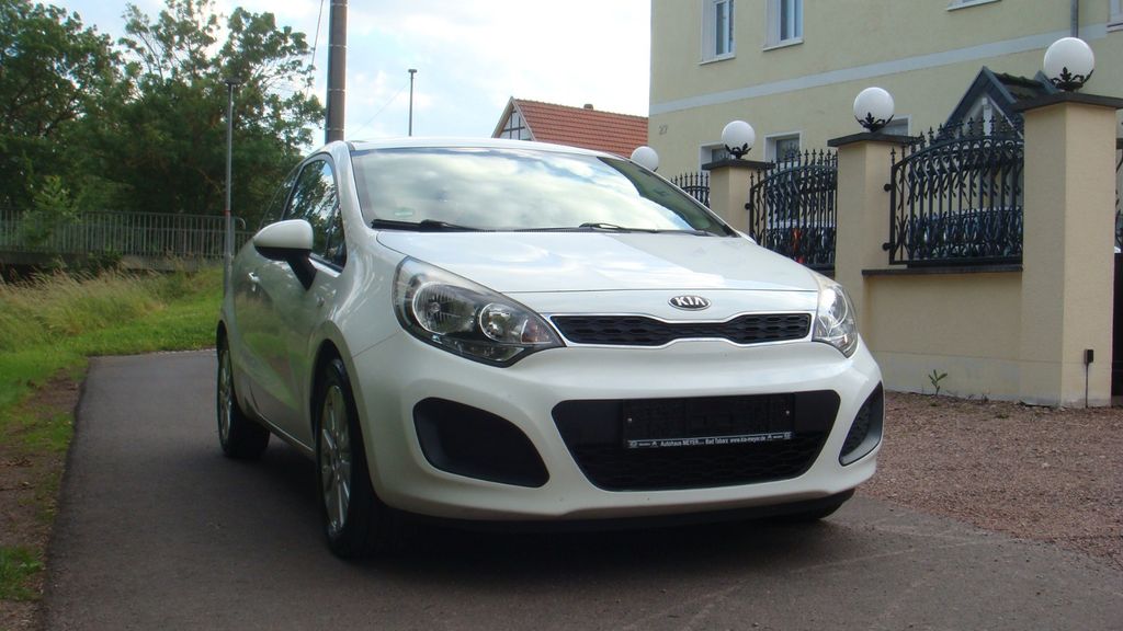 Bild des Angebotes Kia Rio 1.2 Attract