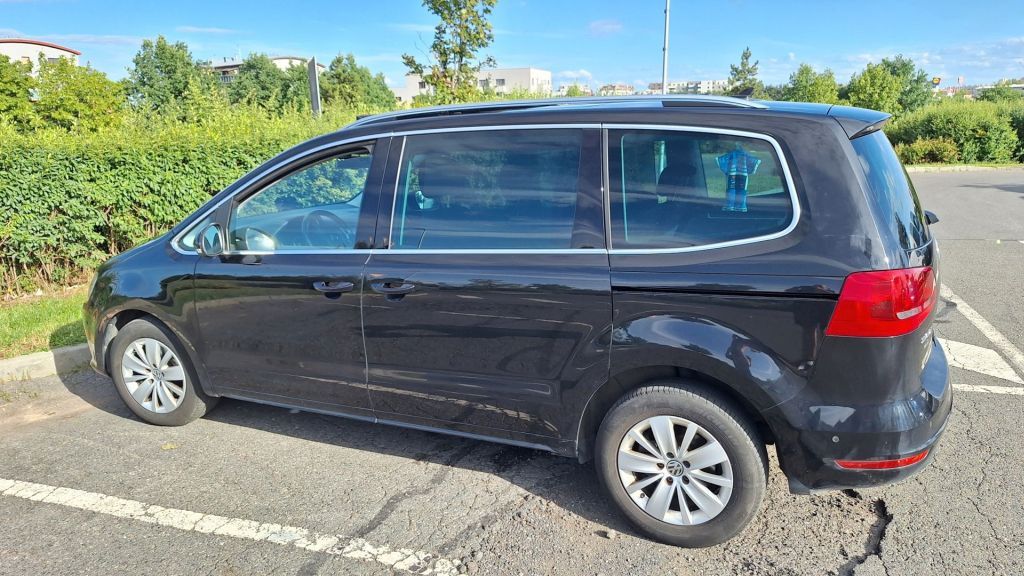 Volkswagen Sharan 2.0 TDi, 103 kW, DSG