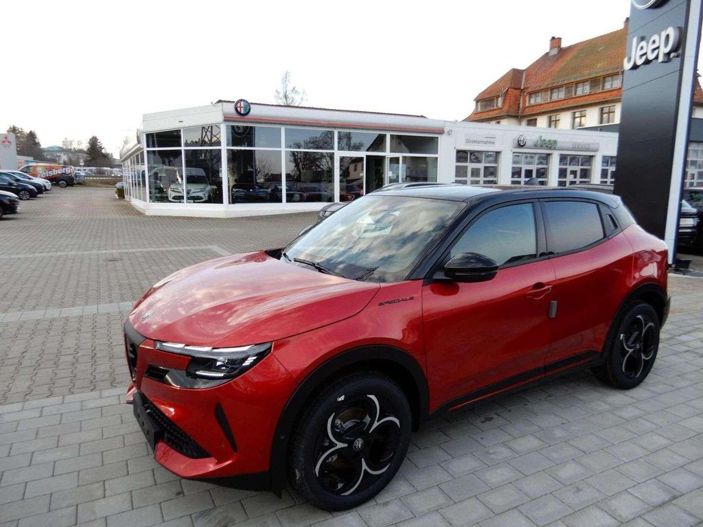 Bild des Angebotes Alfa Romeo Junior Junior 1.2 VGT Ibrida Speciale Tech+Sport