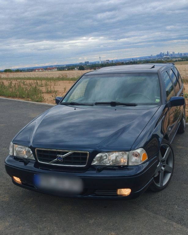 Bild des Angebotes Volvo V70 T5 ( mit Extrateile )