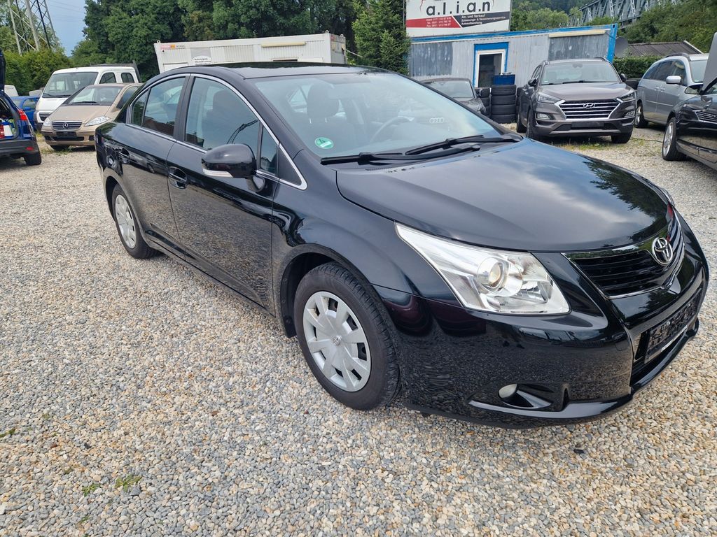 Bild des Angebotes Toyota Avensis Basis / 1.Hand/ Scheckheft / TOP / KLIMA