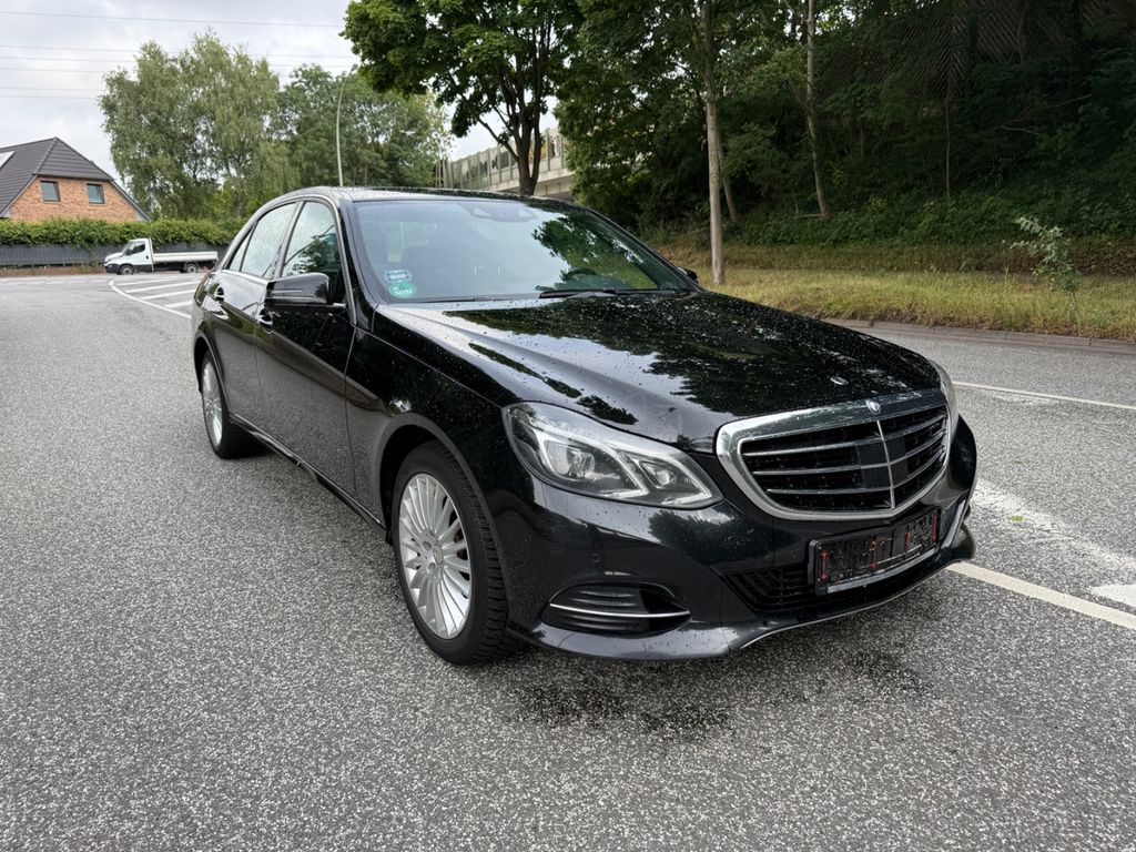 Bild des Angebotes Mercedes-Benz E 250-Limousine LED-Navi-Distronic+-Totwinkel