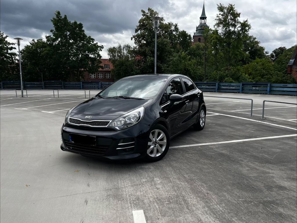 Bild des Angebotes Kia Rio 1.2 Dream Team Edition Dream Team Edition