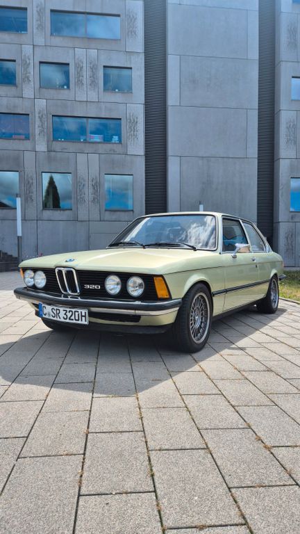 BMW 320/6 e21 M20 Vergaser - Zylinderkopf neu