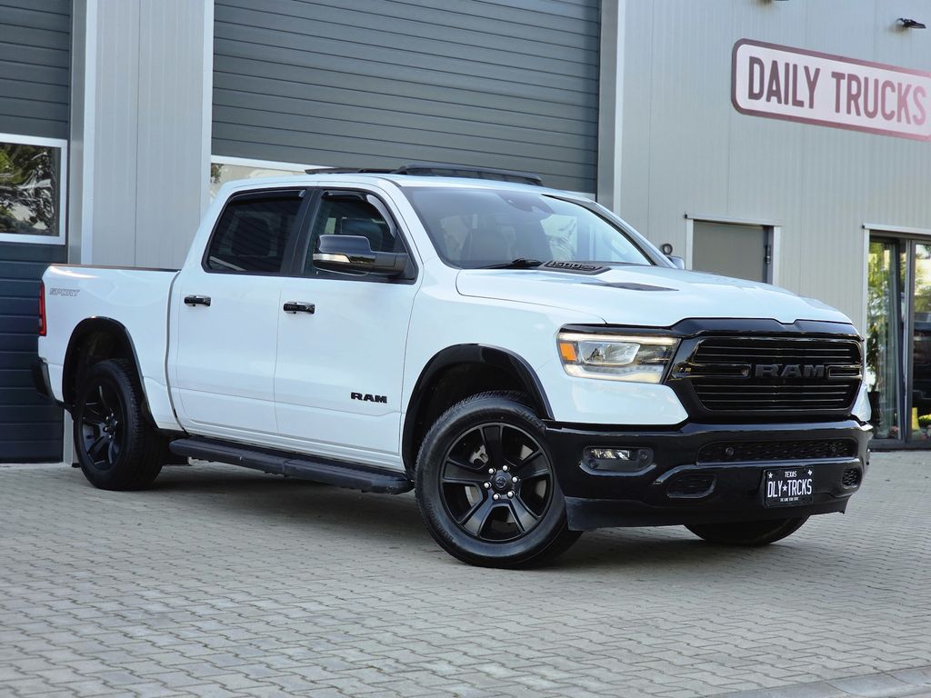 Bild des Angebotes Dodge RAM 1500 5.7 4x4 Laramie Night H&R Pano LED