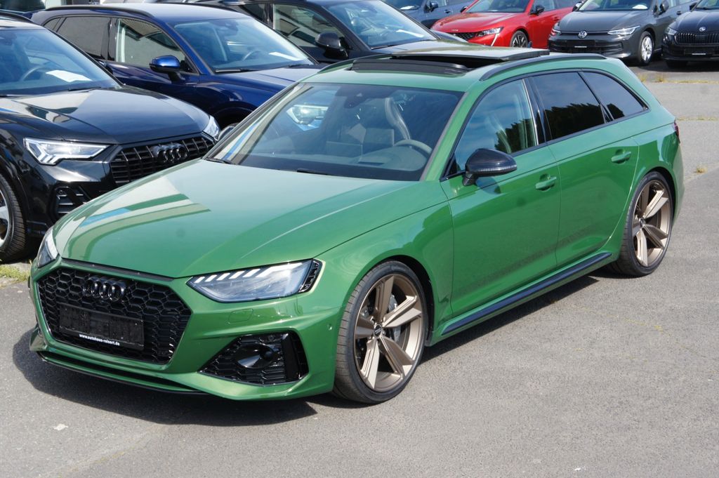 Bild des Angebotes Audi RS4 Avant*FULL-OPTIONS*KERAMIK*NP128t€*