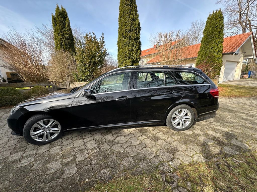 Bild des Angebotes Mercedes-Benz E 250 CDI 4MATIC T Autom. -