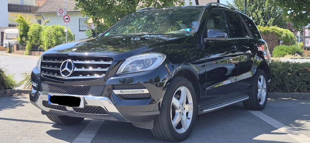 Bild des Angebotes Mercedes-Benz ML 350 BlueTEC 4MATIC -