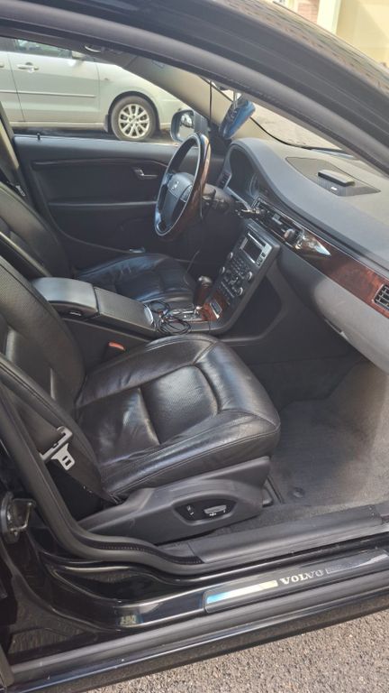 Bild des Angebotes Volvo V70 D5 Summum