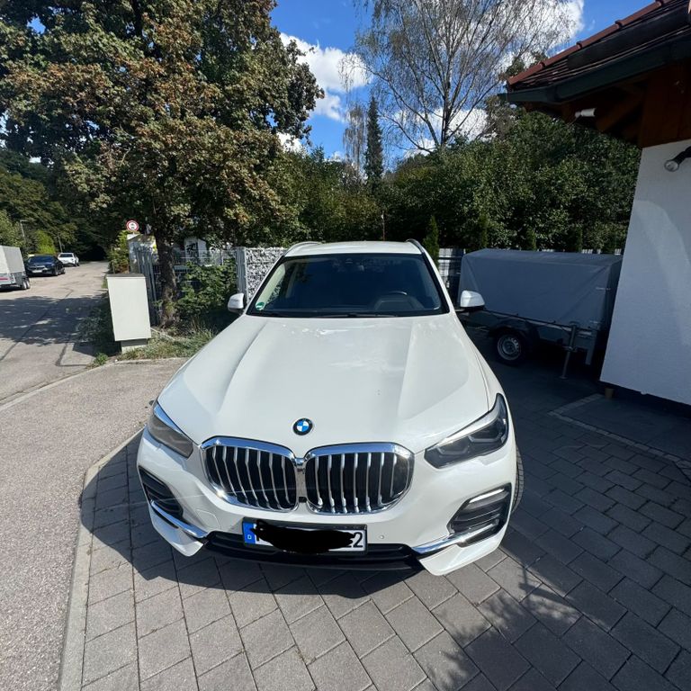 Bild des Angebotes BMW X5 xDrive30d -