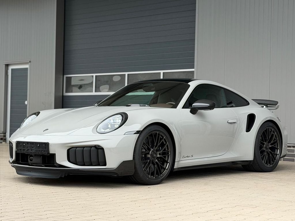 Porsche 992.2 Turbo S / Carbon / Lift / Pano On Stock!