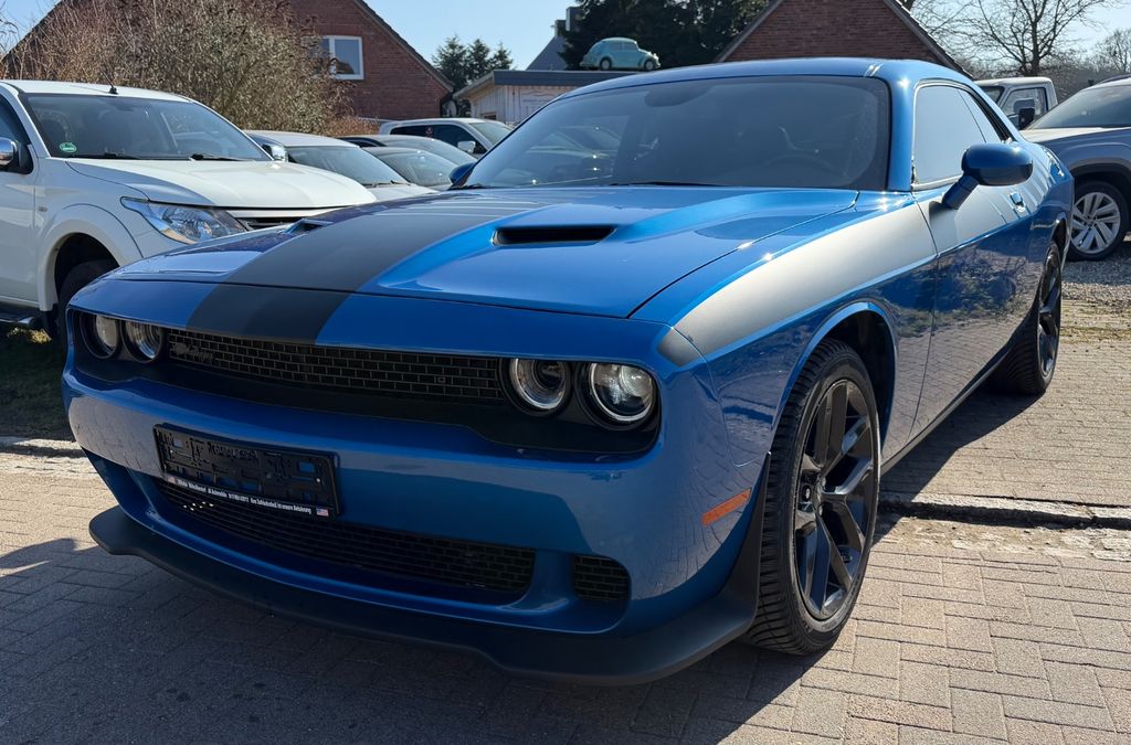 Bild des Angebotes Dodge Challenger Neue Reifen M+S Leder PDC Hinten