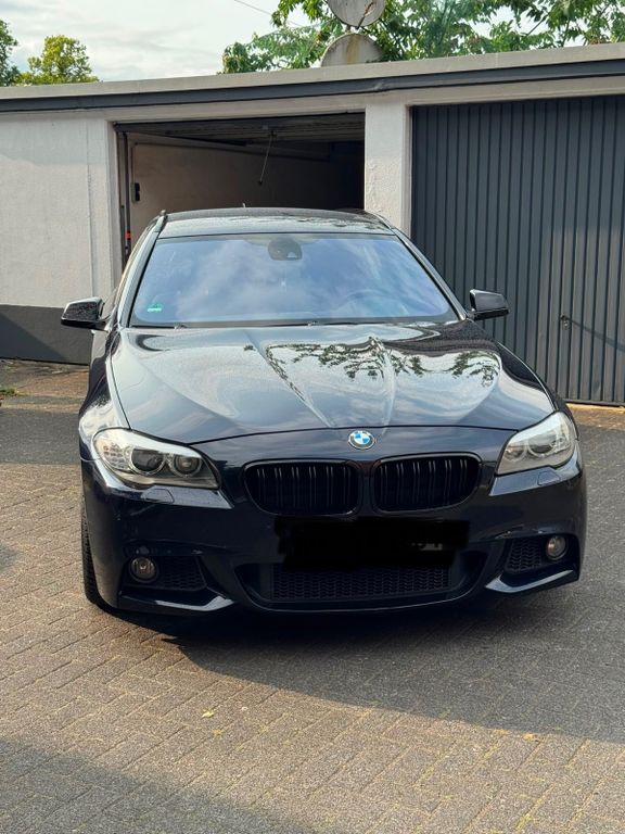 Bild des Angebotes BMW 528i xDrive Touring *Softcl.*Scheckh M-Paket