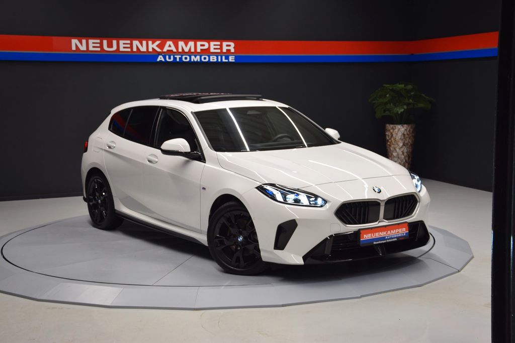 Bild des Angebotes BMW 118 d M Sport Pano Ambiente LED Kamera Alcantara
