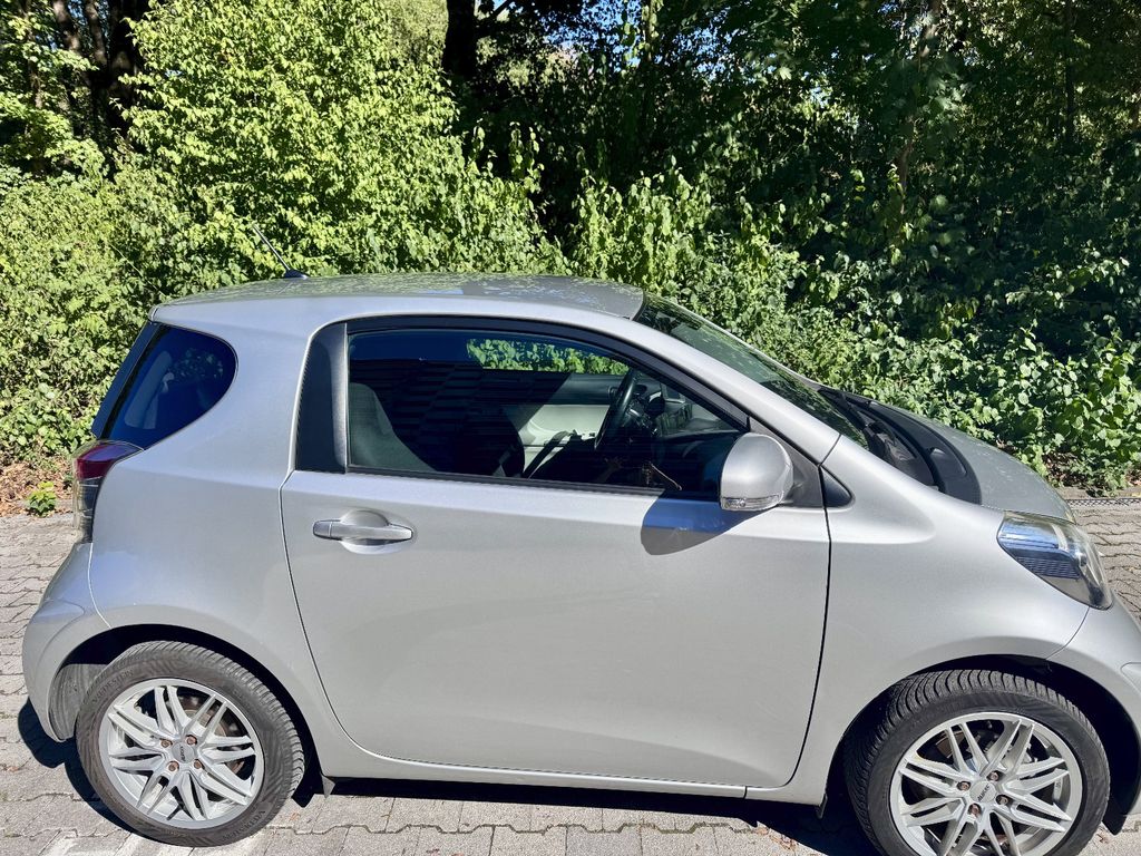 Bild des Angebotes Toyota IQ + 1,33-l-Dual-VVT-i +