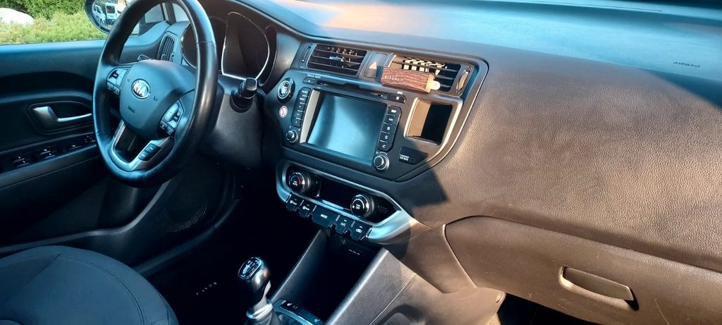 Bild des Angebotes Kia Rio 1.4 CRDi