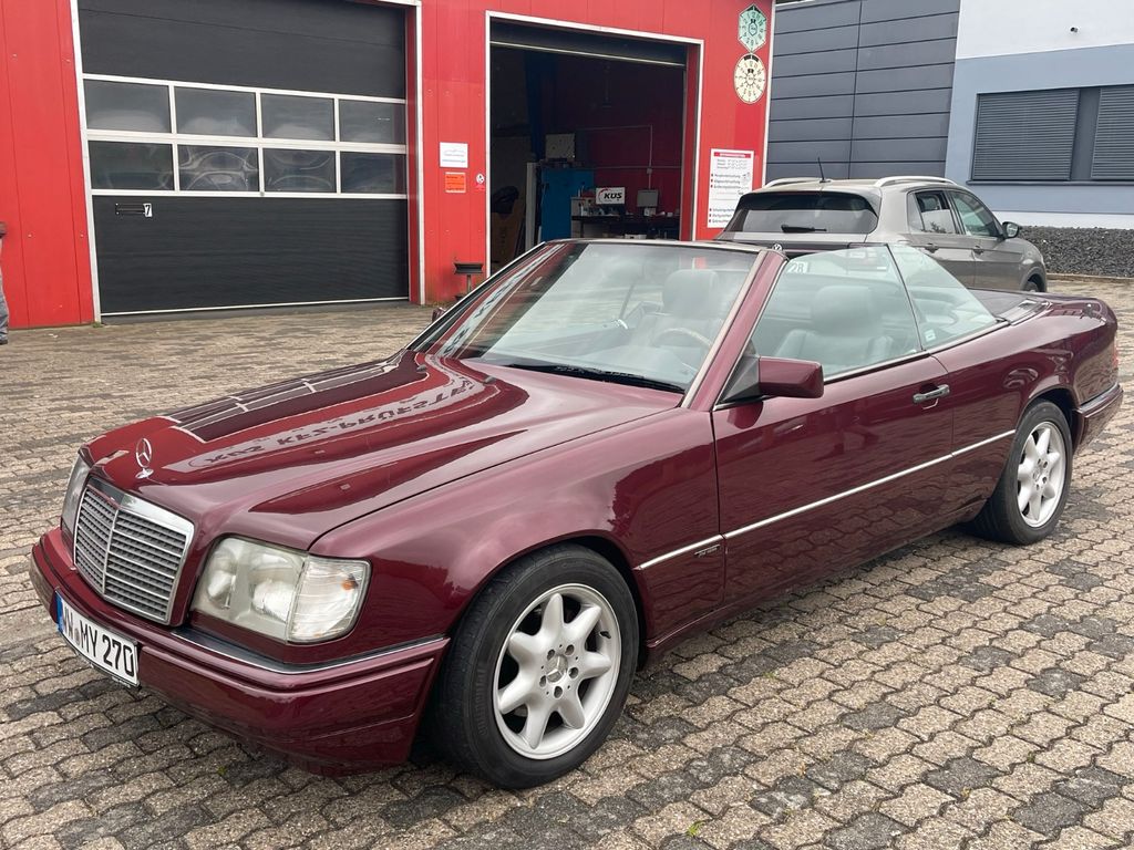 Mercedes-Benz E 200 FINAL EDITION E 200 Automatik