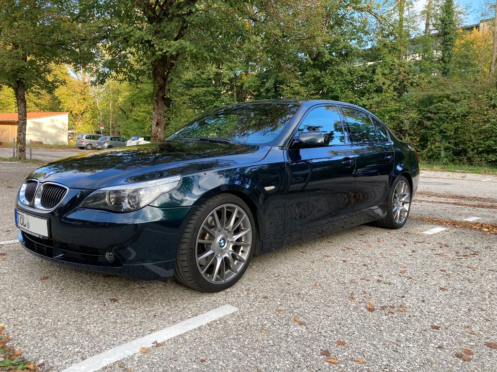 Bild des Angebotes BMW 550i A - Individual